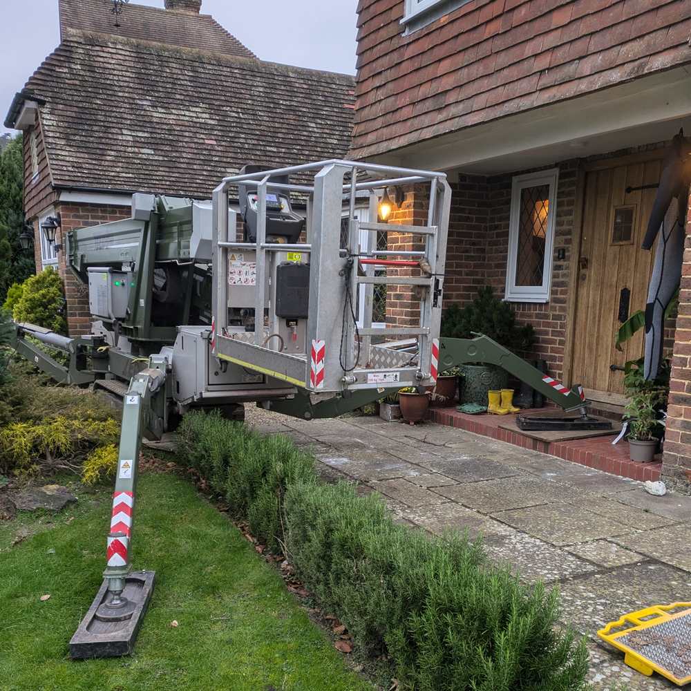 Professional spider lift hire across the South East. Compact, reliable, IPAF-certified fully insured. Domestic & commercial work covered. Get a free quote now!